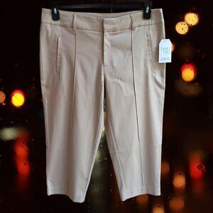 Time and Tru Womens Size 16 Dress Capri Pants Natural Tan